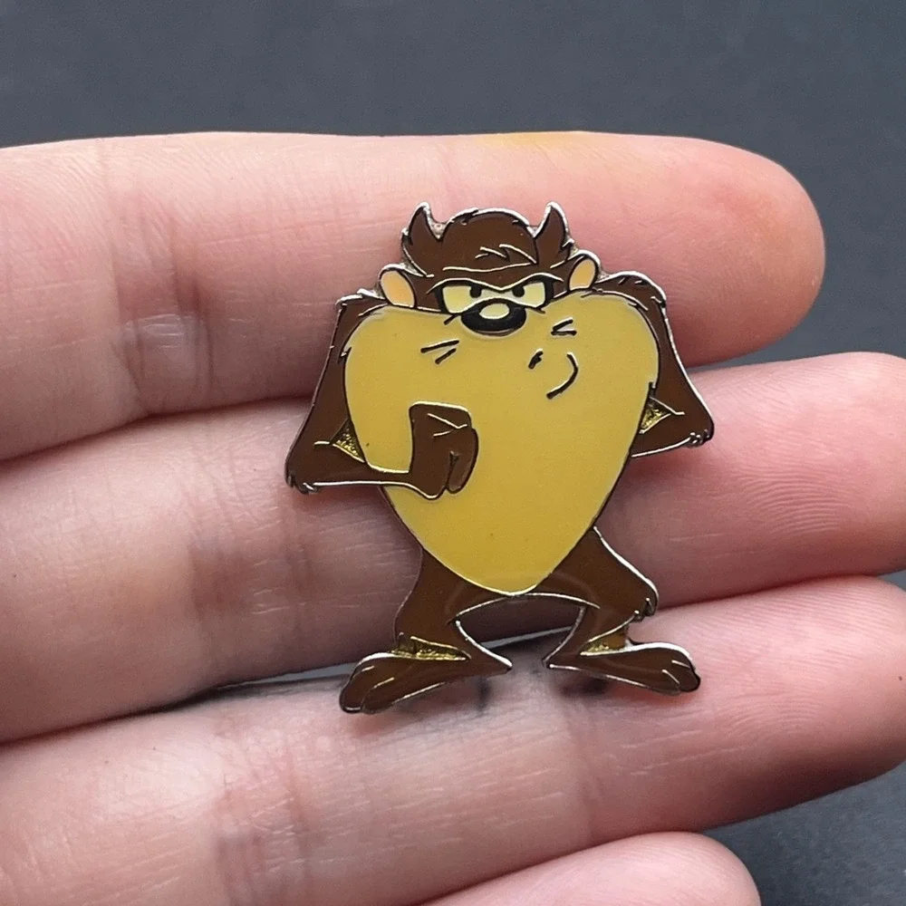 Vintage 2000 Tasmanian Devil Taz Looney Tunes Lapel Hat Pin